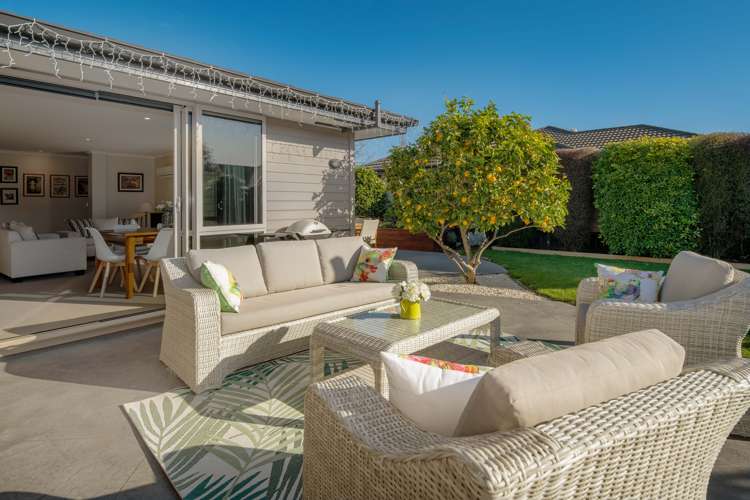 8 Kensington Place Springlands_17