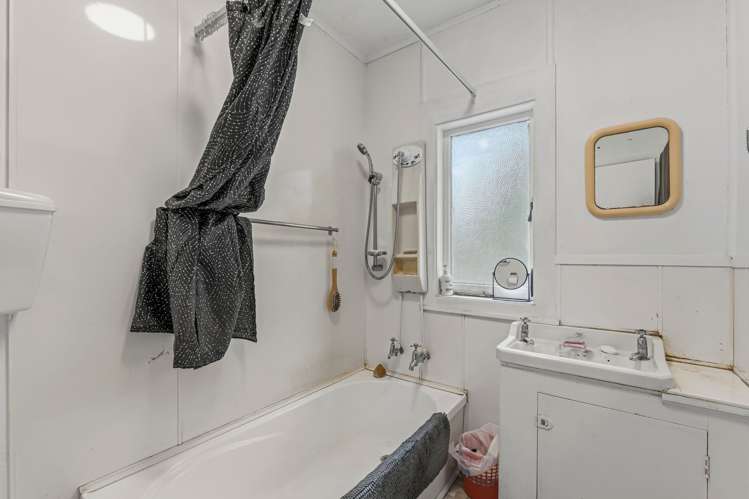 42 Ford Road Paparoa_24