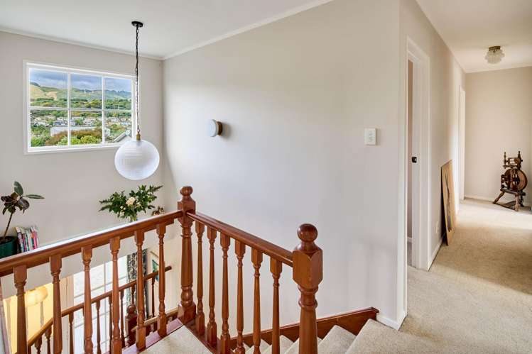 11 Mckeefry Grove Tawa_8