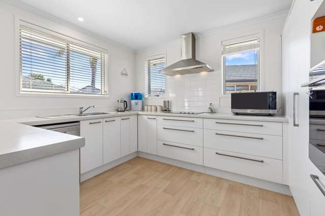 8 Seashell Drive Papamoa_2