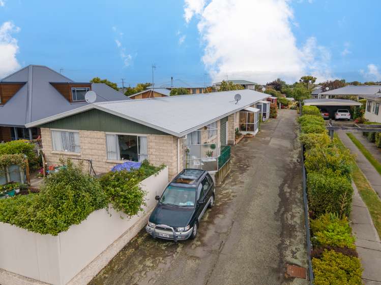 2/164 North Street West End_12