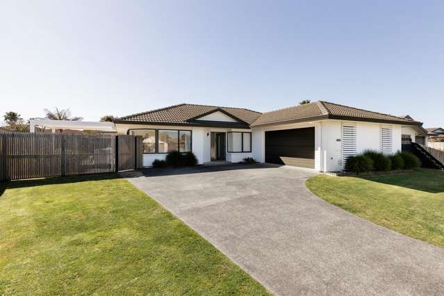 Coastal Living, Beautifully Refined