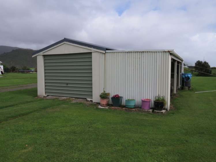 16 Lewis Street Kahurangi National Park_14