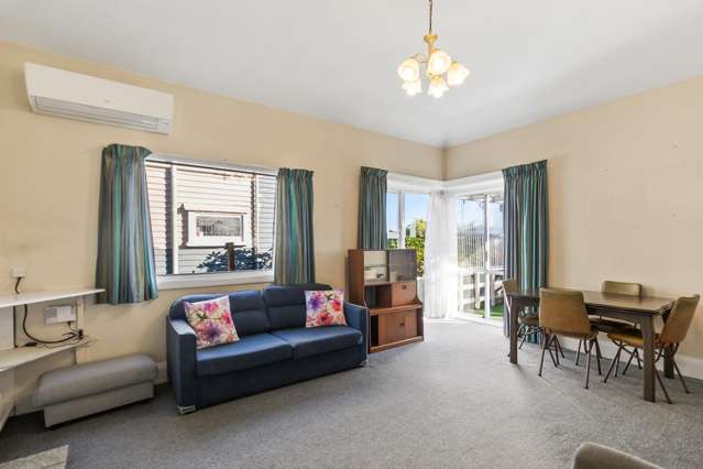 2 Mere Mere Street Seaview_2