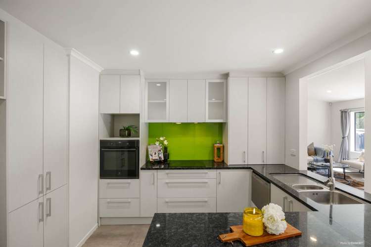 3 Saralee Drive Manurewa_7