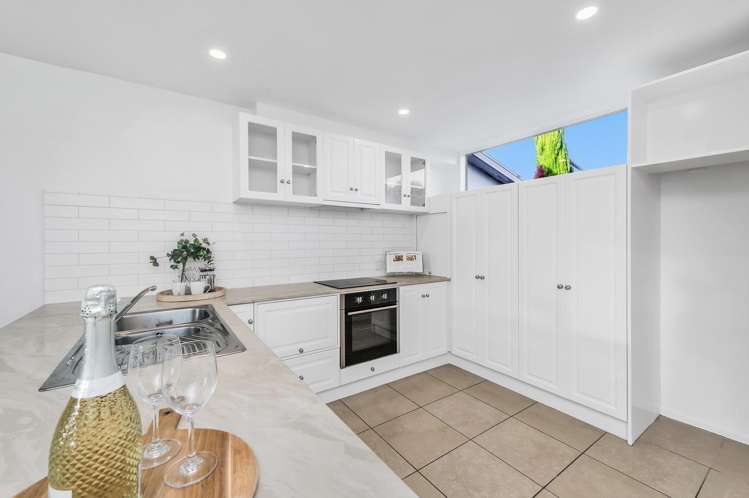 4/1010 Colombo Street Saint Albans_1