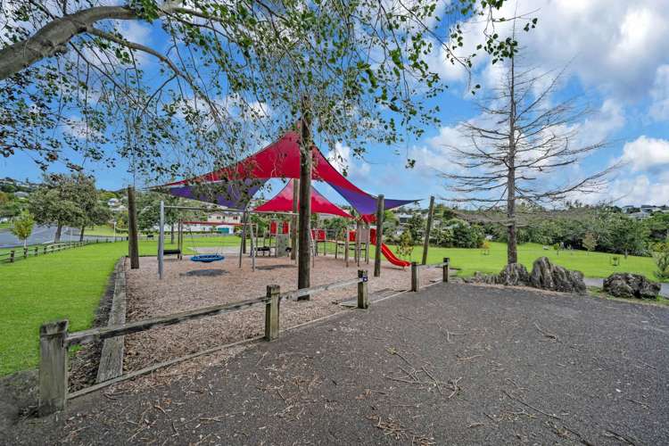 6 Tesla Place Totara Vale_4