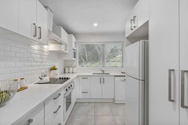 2/124 John Street 1766_4