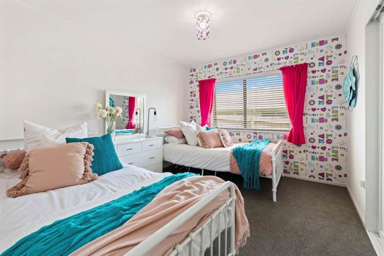 33 Summermist Drive Northpark_12