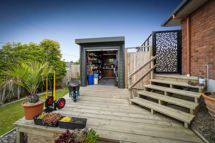 8 Bayview Park Lane Orewa_12