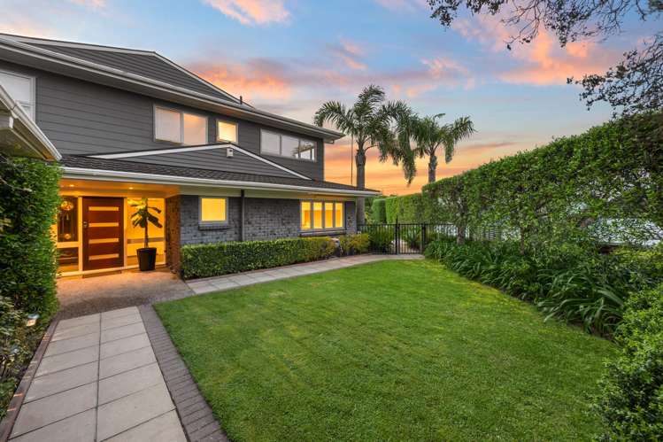 14 Davita Place Farm Cove_38