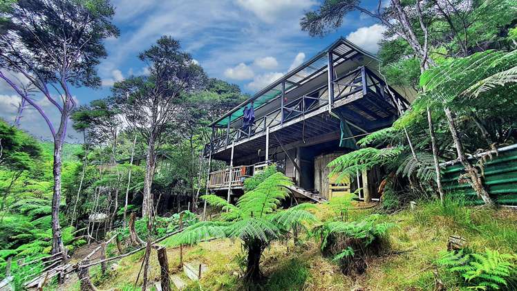 48 Schoolhouse Bay Road_0