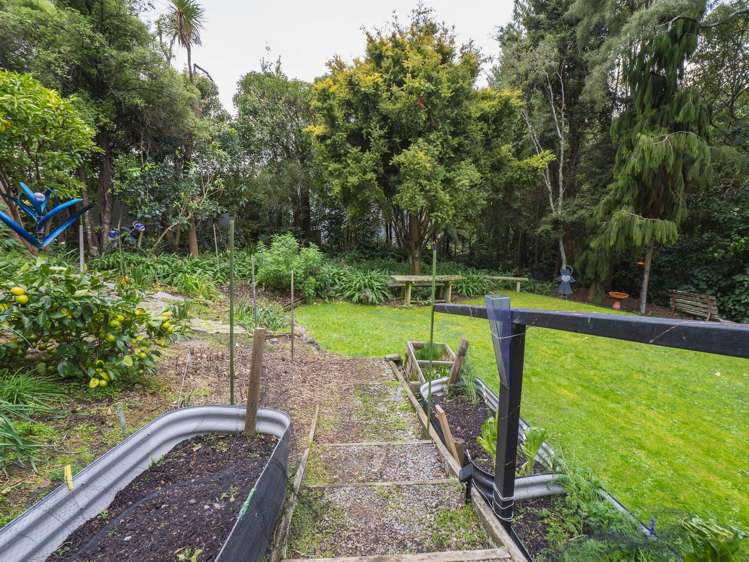 39 Aylmers Valley Road Akaroa_45