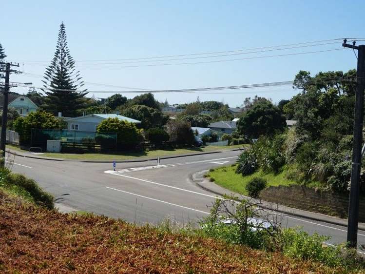 73 Tasman Road Otaki Beach_6