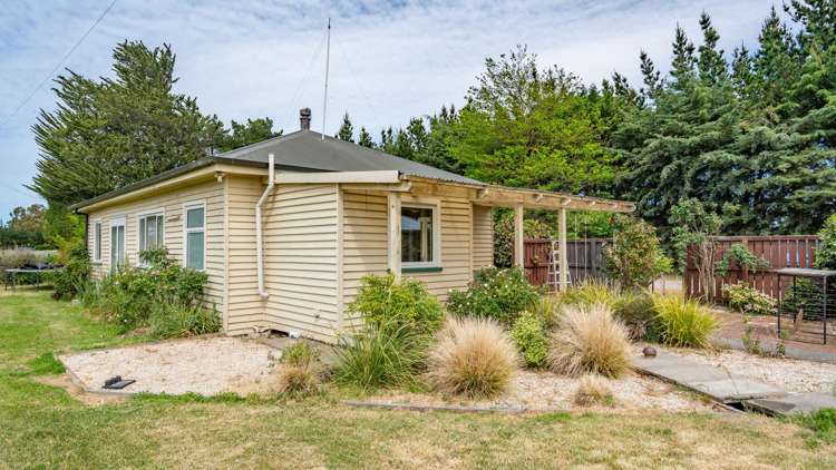 69 High Street Hawarden_16