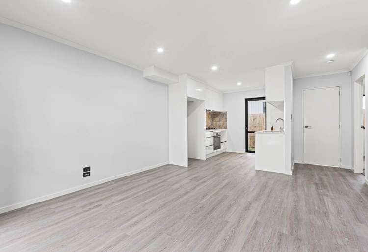 8E Kent Road Manurewa_1