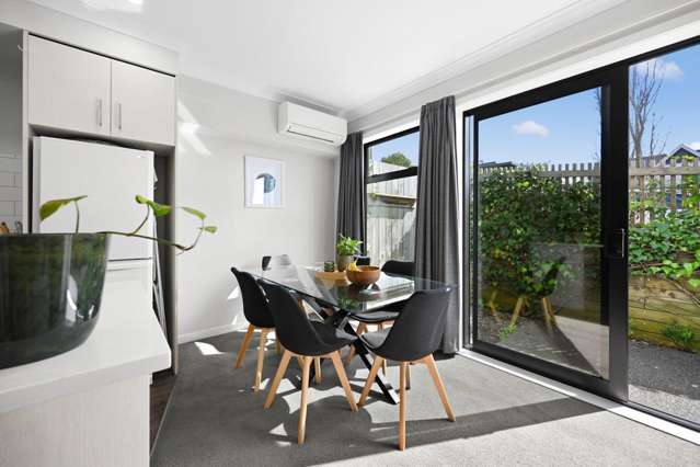 2/25 Thackeray Street Hamilton Lake_1