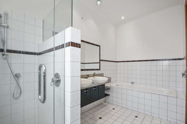 145 Queen Street 10888_21