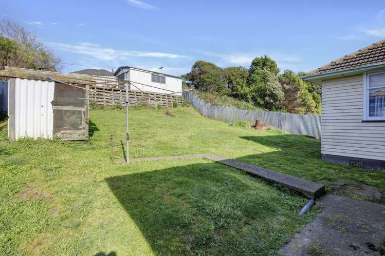 172 Champion Street Cannons Creek_11