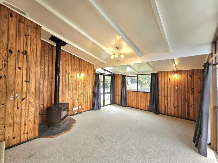 12 Heaphy Street 2169_5