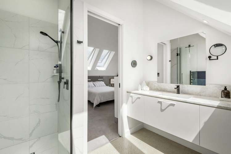81 Queen Street Northcote Point_22