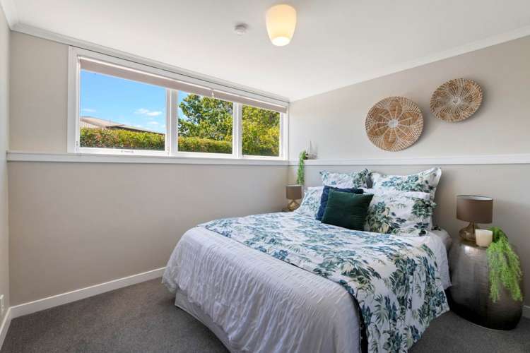 124 Whangaparaoa Road Red Beach_10