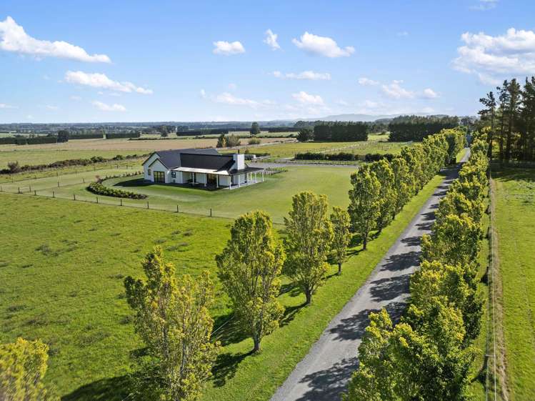 71 Davis Road Cust_33