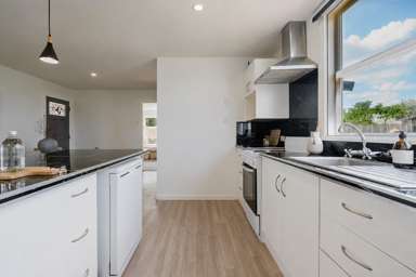 49 Leslie Street_3