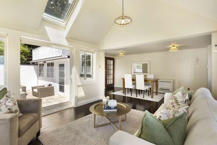 86 Victoria Road Devonport_16