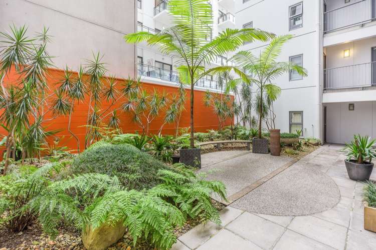 1202/17 Vogel Lane Auckland Central_12