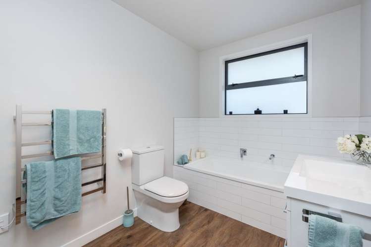 1320 Papamoa Beach Road Papamoa_2