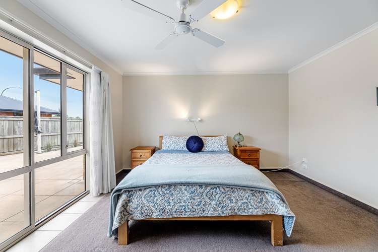 2 Hilton Place Blenheim Central_14