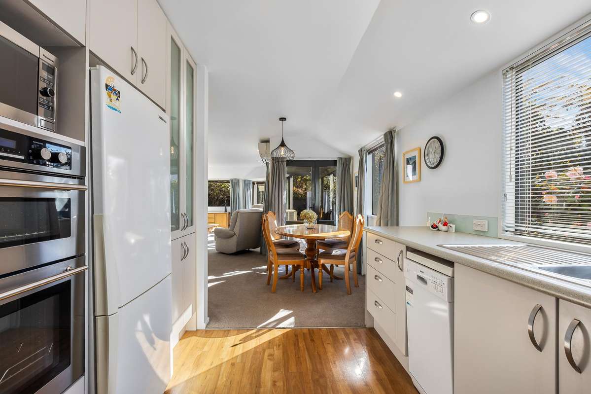 6B St Leonards Square_1