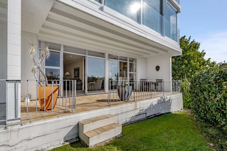 2 and 3/14 Portland Road Remuera_18