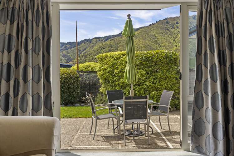 8 Whitby Close Waikawa_6