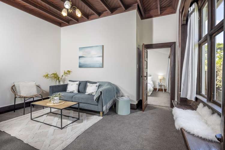 373 York Place Central City_22