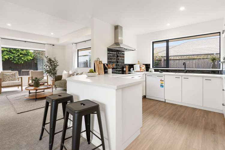 18 Mollymawk Place_2