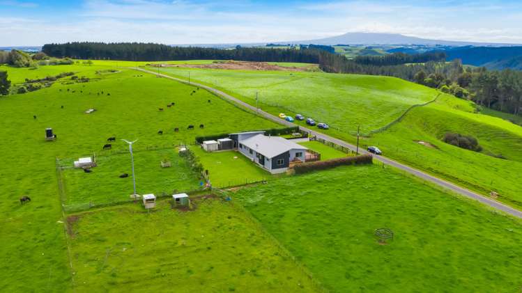 1296 Meremere Road Ohangai_21