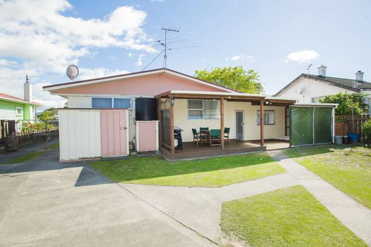 542 Childers Road Te Hapara_19