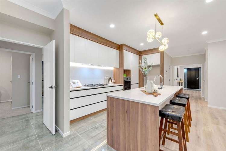 7 Teitei Rise Flat Bush_10