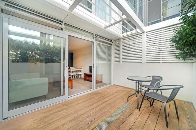 Parkview Residences – Stylish Studio with Balcony