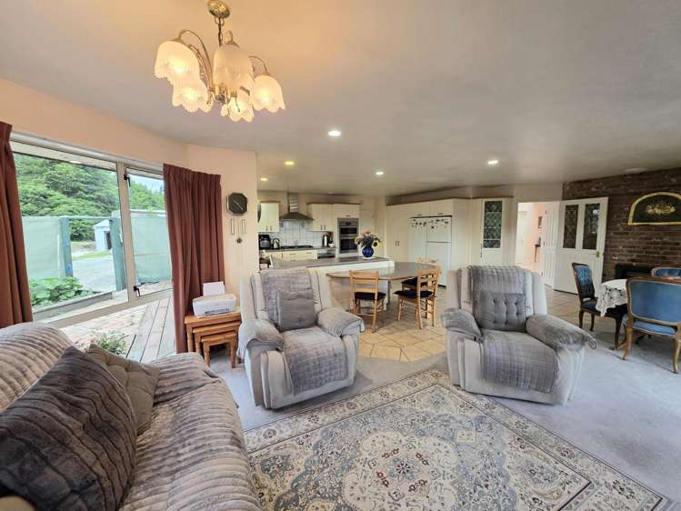 79 Maudes Road Deborah_18