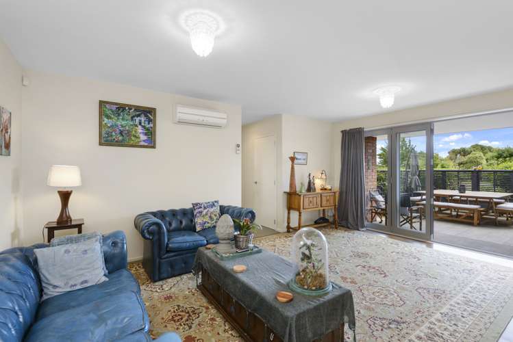 84 Stott Drive Darfield_8