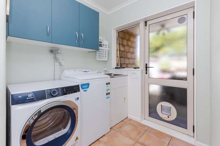 44 Limousin Place Grandview Heights_17