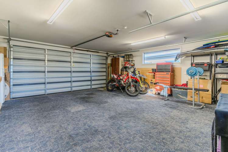 14 William James Close Mosgiel_17