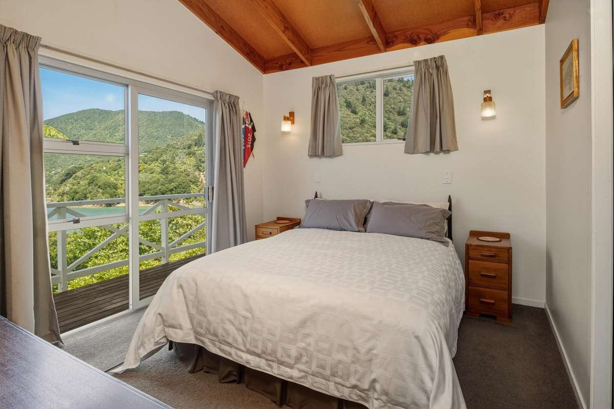 2667 Kenepuru Road_4