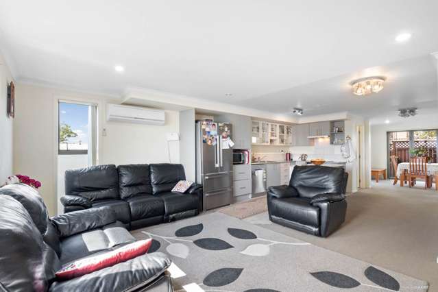 16 Merlot Lane Pukekohe_2