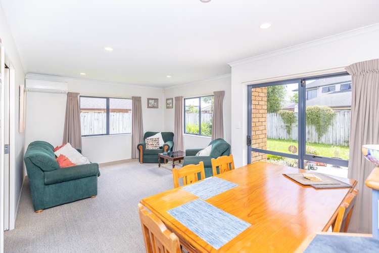 61 Saint James Drive Huntington_15