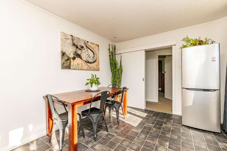 47 Old North Road Marchwiel_6