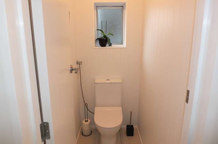 18 Chrystall Street Foxton Beach_13